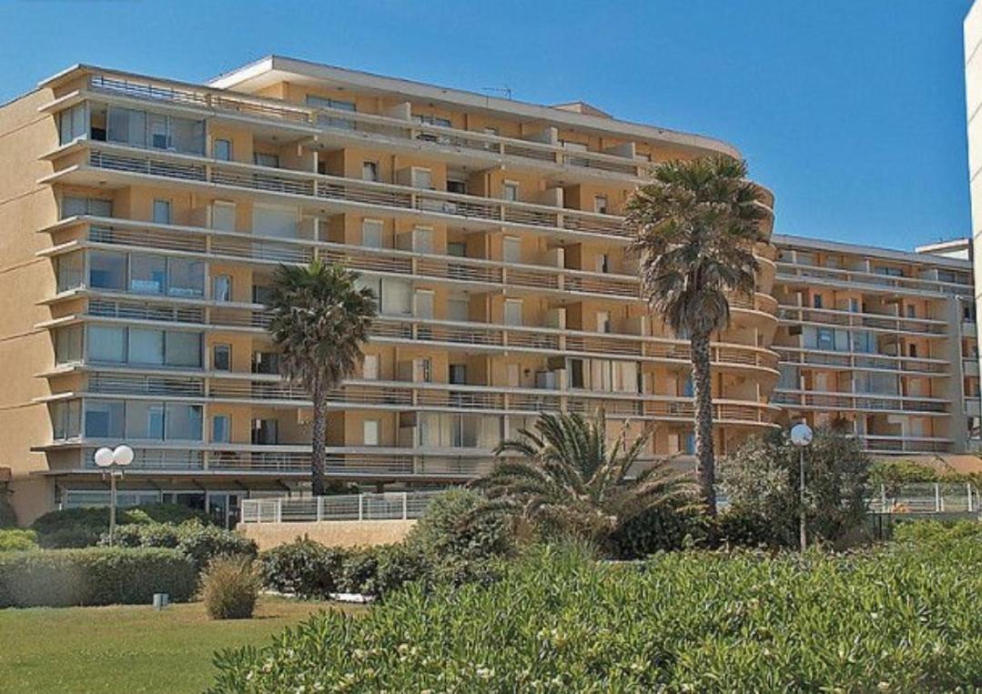 Appart Face A La Mer Les Pieds Dans L'Eau Canet-en-Roussillon Exterior photo